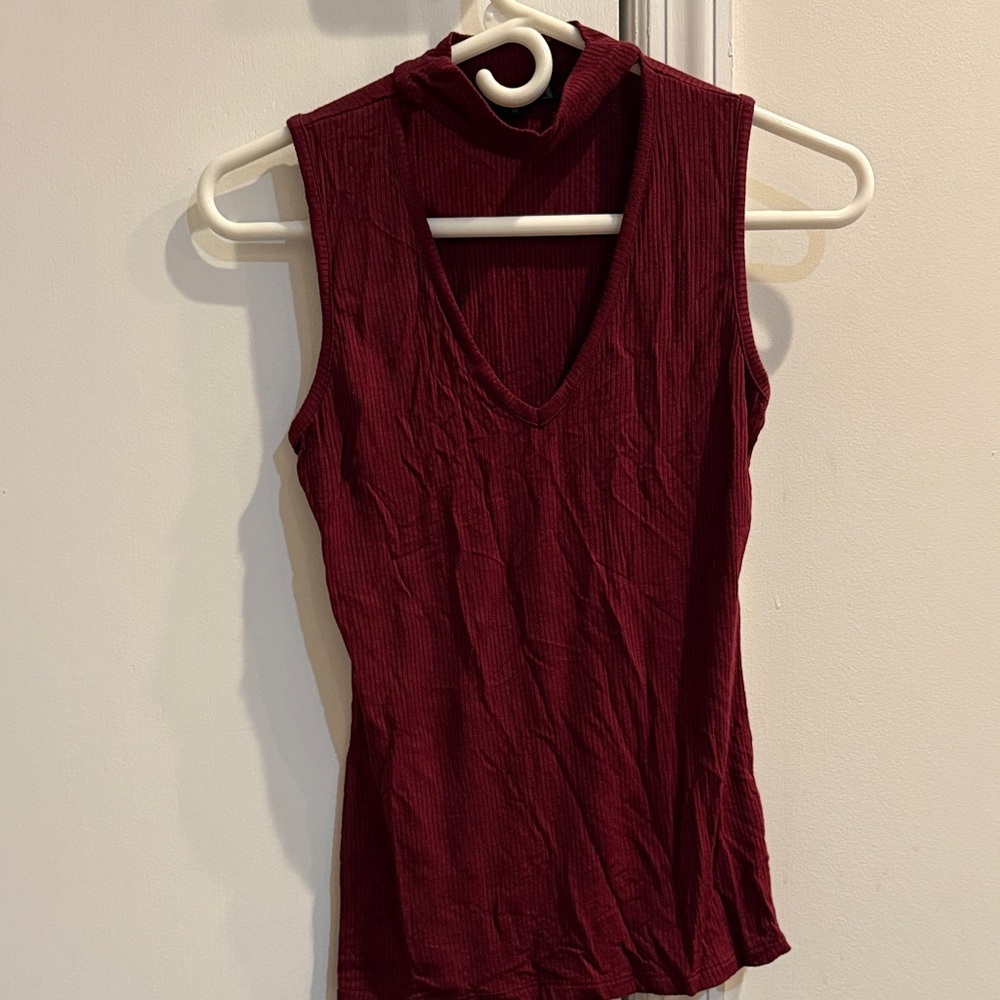 Ambiance Deep Red/ maroon Ribbed V-Neck choker Tank Top. Size Med